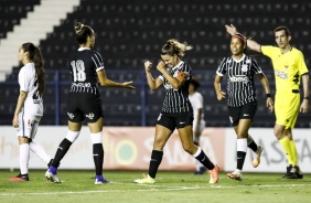 Gabi Portilho, Tamires e VIctória no jogo contra o Santos, pelo Paulistão Feminino