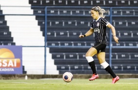 Giovanna no jogo contra o Santos, pelo Paulistão Feminino