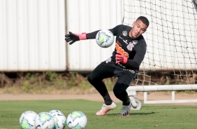 Alan no treino desta sexta-feira no CT Joaquim Grava