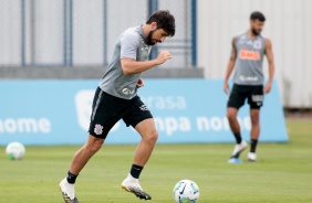 Bruno Méndez no treino desta manhã no CT Joaquim Grava
