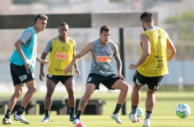 Cantillo, Sidcley e companheiros no treino desta sexta-feira no CT Joaquim Grava