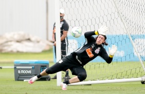 Cássio no treino desta manhã no CT Joaquim Grava