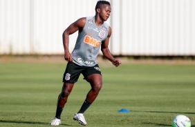 Cazares no treino desta sexta-feira no CT Joaquim Grava