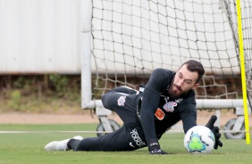 Goleiro Walter na manhã deste sábado, no CT Dr. Joaquim Grava