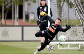 Goleiro Walter no treino desta manhã no CT Joaquim Grava