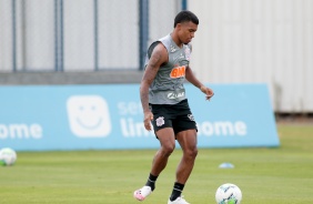 Léo Natel no treino desta manhã no CT Joaquim Grava