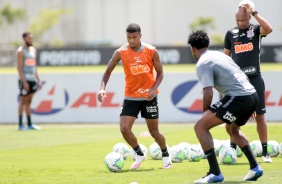 Lo Natel no treino desta manh no CT Joaquim Grava