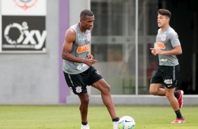 Marllon no treino desta manhã no CT Joaquim Grava
