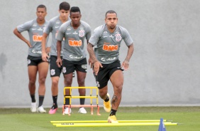 Otero e companheiros na manhã deste sábado, no CT Dr. Joaquim Grava