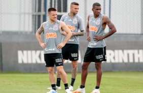 Ramiro, Luan e Marllon no treino desta manh no CT Joaquim Grava