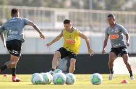 Ramiro no treino desta sexta-feira no CT Joaquim Grava