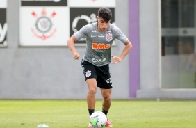 Roni no treino desta manhã no CT Joaquim Grava