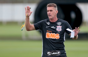 Vagner Mancini na manhã deste sábado, no CT Dr. Joaquim Grava