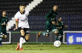 Vitinho na vitória sobre o Goiás, pelo Campeonato Brasileiro Sub-20