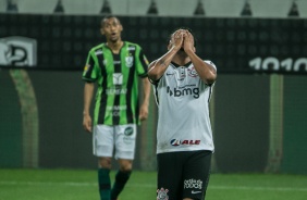 Éderson no jogo contra o América-MG, na Neo Química Arena, pela Copa do Brasil