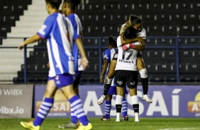 Gabi e Victria na goleada por 11 a 0 sobre o Nacional, pelo Paulista Feminino