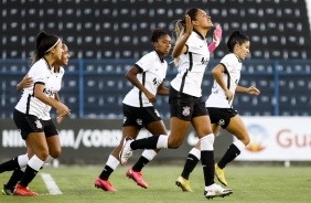 Gabi Nunes e companheiras na goleada por 11 a 0 sobre o Nacional, pelo Paulista Feminino