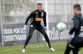 Jogadores na atividade da manh desta segunda-feira no CT Dr. Joaquim Grava