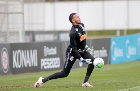 Jogadores na atividade da manh desta segunda-feira no CT Dr. Joaquim Grava