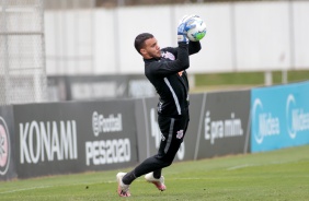 Jogadores na atividade da manh desta segunda-feira no CT Dr. Joaquim Grava