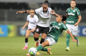 Adriana no jogo contra o Palmeiras, pela semifinal do Campeonato Brasileiro
