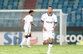 Léo Natel no jogo contra o Atlético-GO, pelo Brasileirão