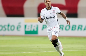 Otero no jogo contra o Atlético-GO, pelo Brasileirão