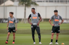 Gustavo, J e Araos no treinamento desta segunda-feira no CT Joaquim Grava