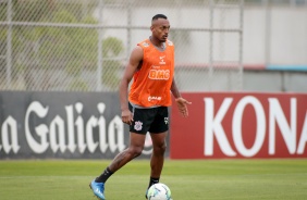 Raul Gustavo no treinamento desta segunda-feira no CT Joaquim Grava