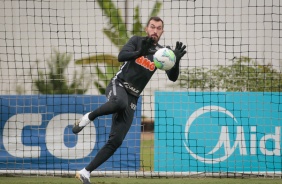 Walter no treinamento desta segunda-feira no CT Joaquim Grava