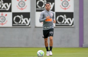 Gabriel na atividade da manhã desta quinta-feira no CT Dr. Joaquim Grava