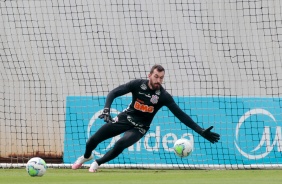 Walter na atividade da manhã desta quinta-feira no CT Dr. Joaquim Grava