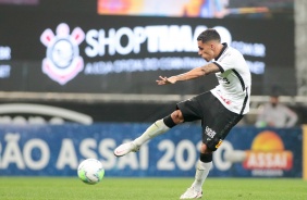 Gabriel na derrota para o Atlético Mineiro, na Neo Química Arena, pelo Brasileirão