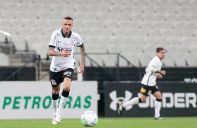 Meia-atacante Luan na derrota para o Atltico Mineiro, na Neo Qumica Arena, pelo Brasileiro