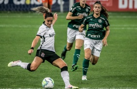 Giovanna Crivelari no jogo contra o Palmeiras, pelo Campeonato Brasileiro Feminino