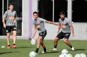 Boselli, Gabriel Pereira e Bruno na atividade da tarde desta segunda-feira no CT Dr. Joaquim Grava