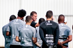 Jogadores na atividade da tarde desta segunda-feira no CT Dr. Joaquim Grava