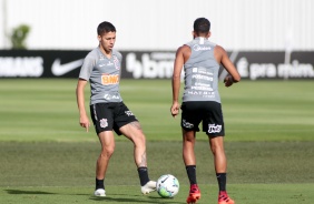 Gabrie Periera no primeiro treino do Corinthians aps empate contra o Grmio