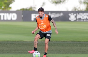 Gustavo Silva no primeiro treino do Corinthians aps empate contra o Grmio