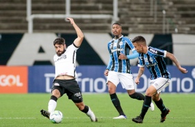 Jogadores em ao no jogo contra o Grmio pelo campeonato brasileiroJogadores em ao no jogo contra