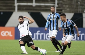 Jogadores em ao no jogo contra o Grmio pelo campeonato brasileiro