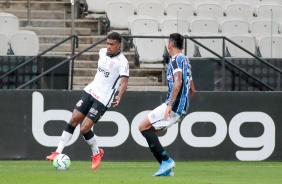 Leo Santos em ação no jogo contra o Grêmio pelo campeonato brasileiro