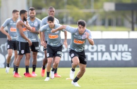 Roni no primeiro treino do Corinthians aps empate contra o Grmio