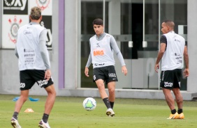 Araos no treino desta quinta-feira no CT Joaquim Grava