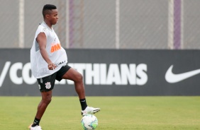 Cazares no treino desta quinta-feira no CT Joaquim Grava