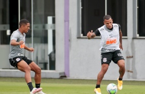 Dav e Otero no treino desta quinta-feira no CT Joaquim Grava