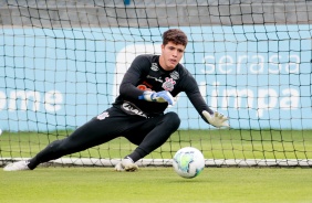 Donelli no treino desta quinta-feira no CT Joaquim Grava