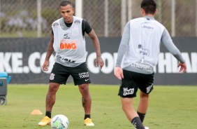 Otero no treino desta quinta-feira no CT Joaquim Grava