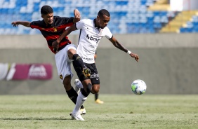 Lucas durante goleada sobre o Sport, pelo Campeonato Brasileiro Sub-20