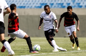 Lucas Pires durante goleada sobre o Sport, pelo Campeonato Brasileiro Sub-20